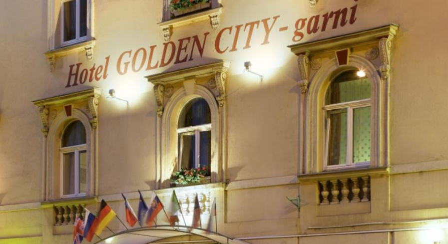 Výtah LC maxi 650 v pražském hotelu Golden City - garni